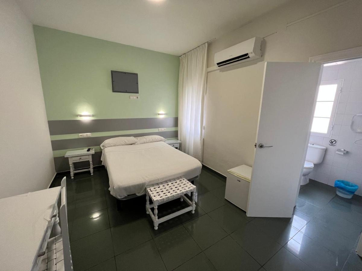 Hostal Venta Del Sol Baza Exterior photo