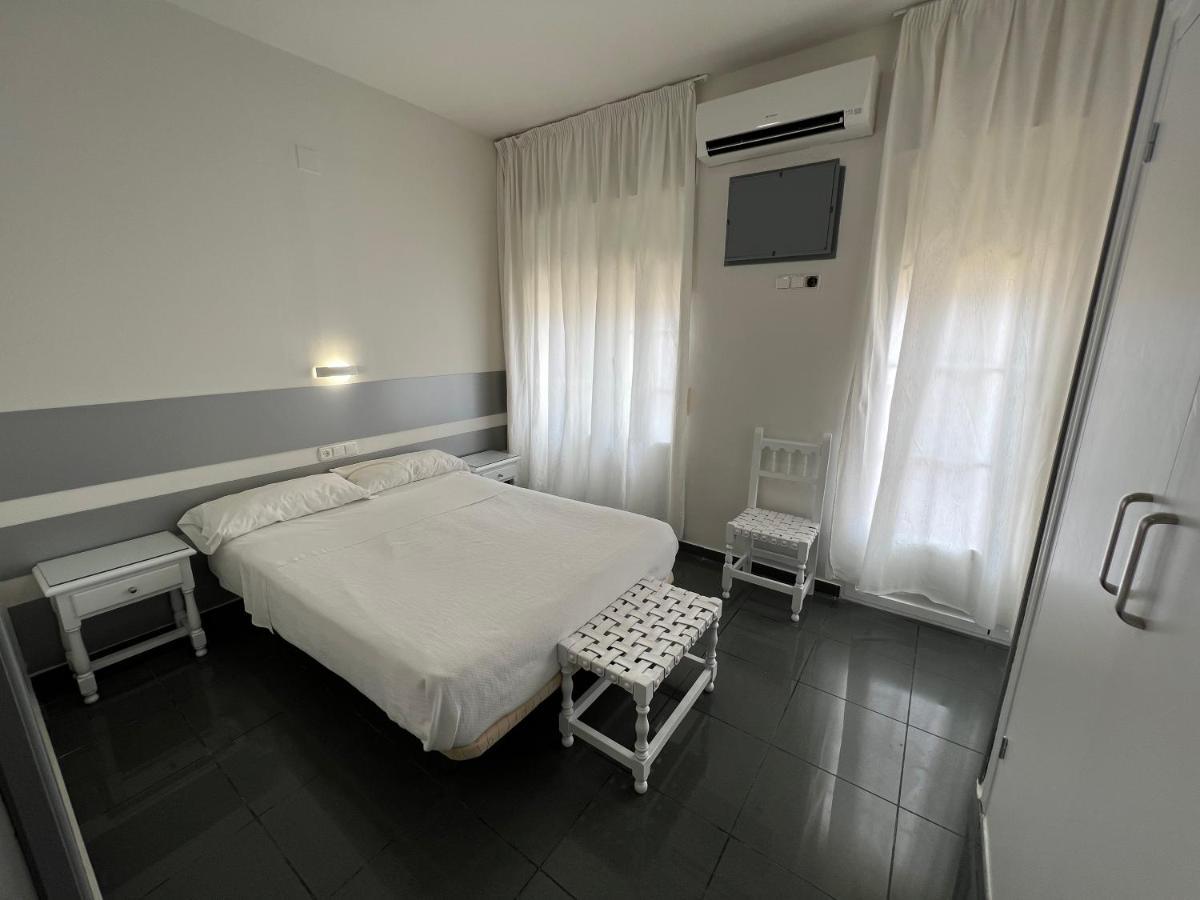 Hostal Venta Del Sol Baza Exterior photo