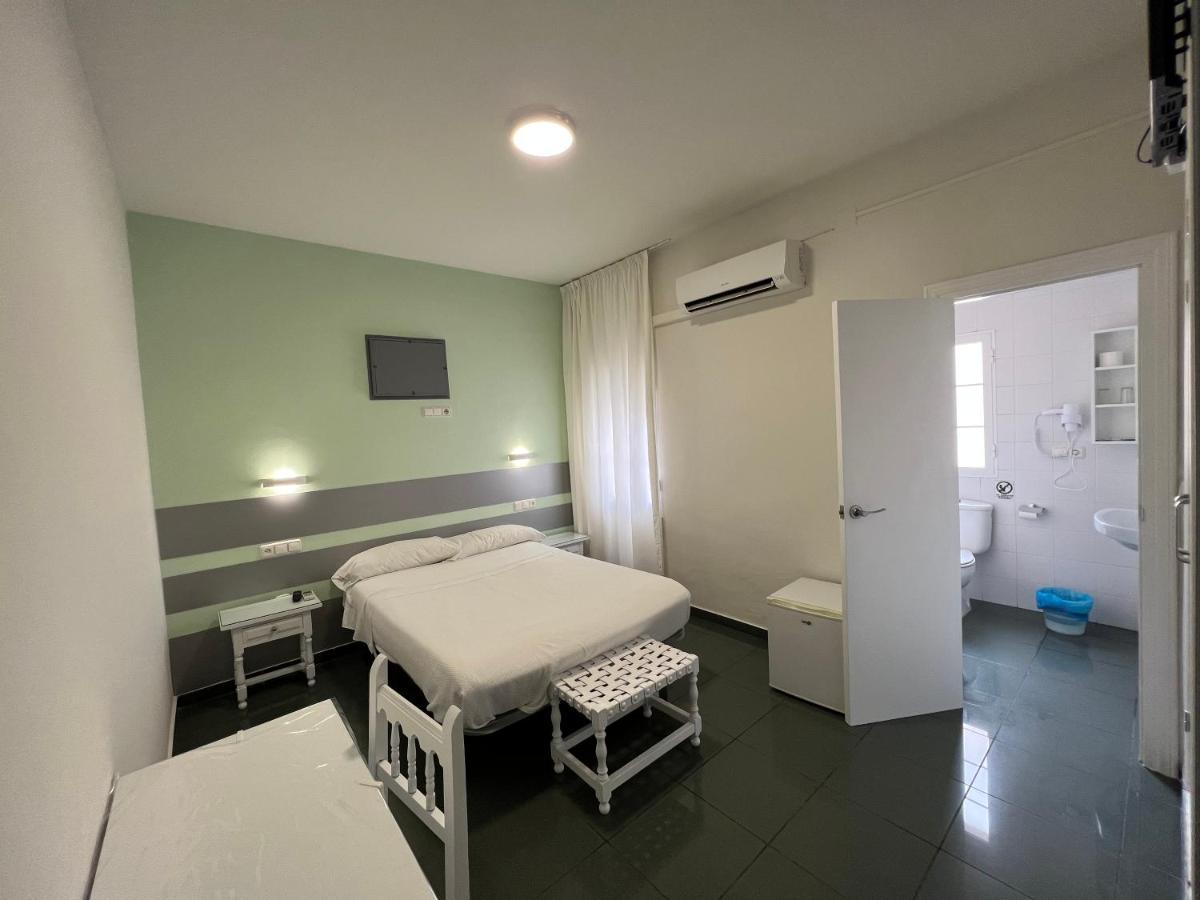 Hostal Venta Del Sol Baza Exterior photo
