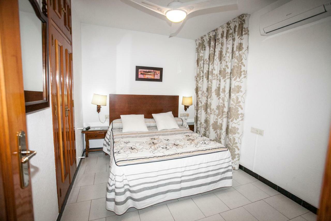 Hostal Venta Del Sol Baza Exterior photo